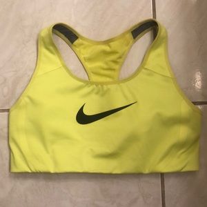 Nike dri-fit sports bra